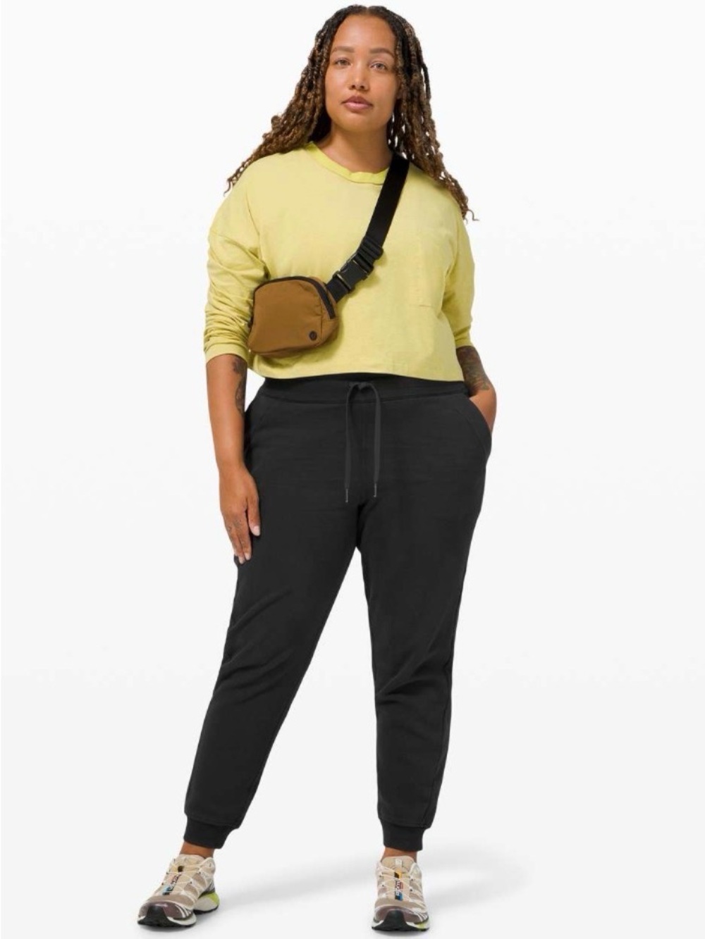 Lululemon Scuba Jogger - Black - Size 6